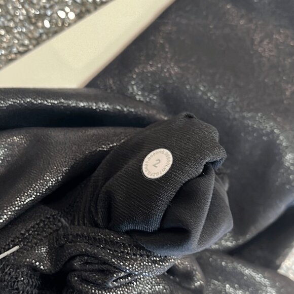 Lululemon Align High-Rise Short 8" Shine size 2 NWT Radiate Foil Print Black - Picture 3 of 3